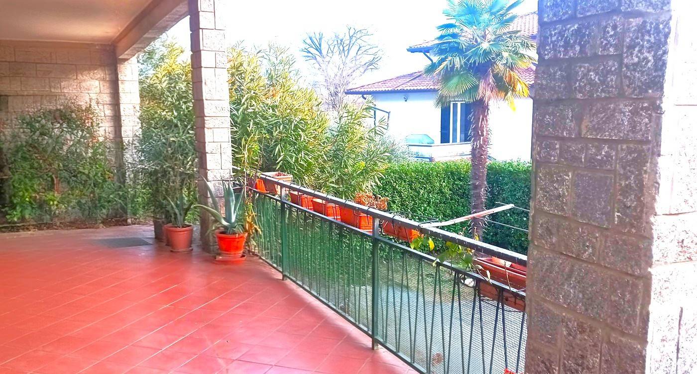 Appartamento in vendita a Cuveglio, Canonica