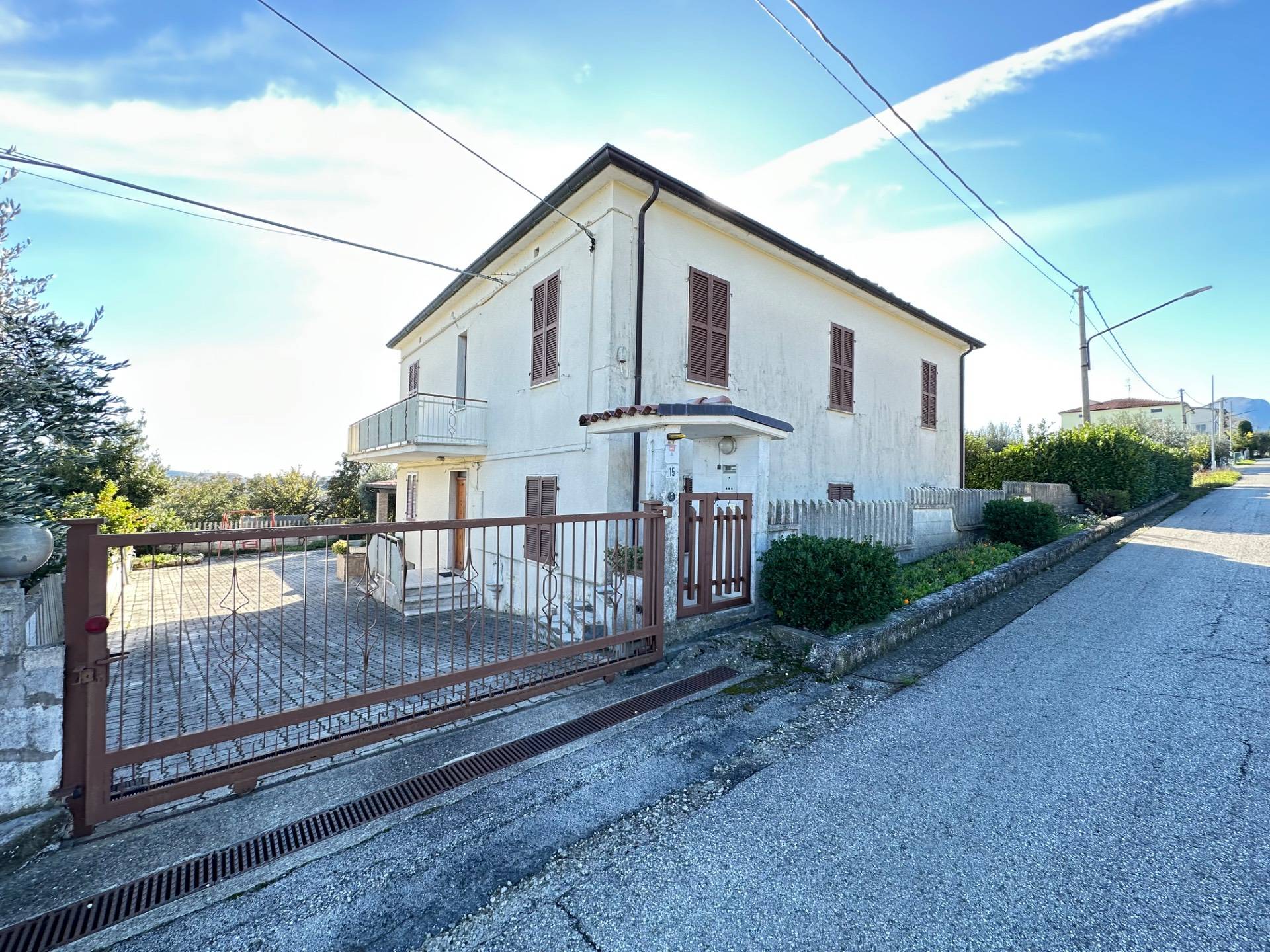 Casa indipendente in vendita a Civitella del Tronto, Santa Reparata