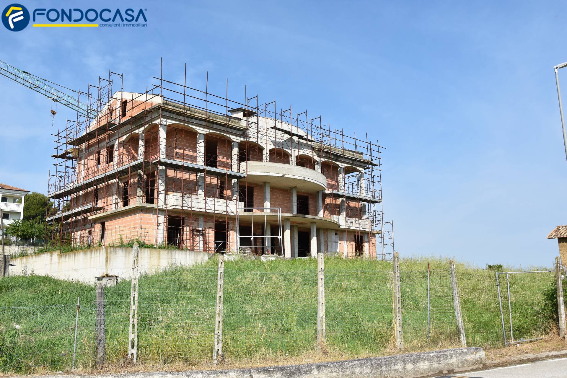 Palazzo intero stabile in vendita a Colonnella