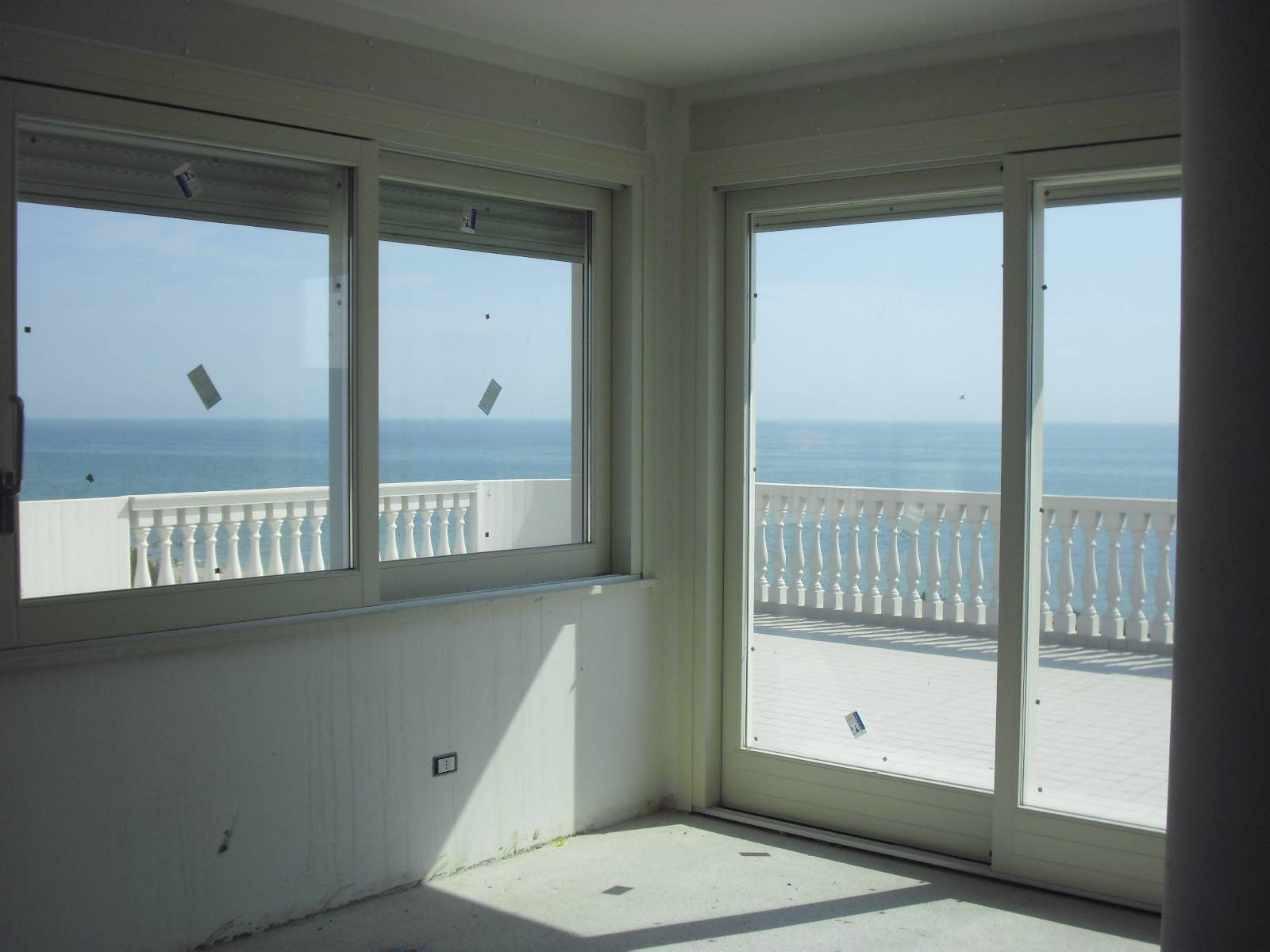 Appartamento in vendita a Alba Adriatica, Zona Mare