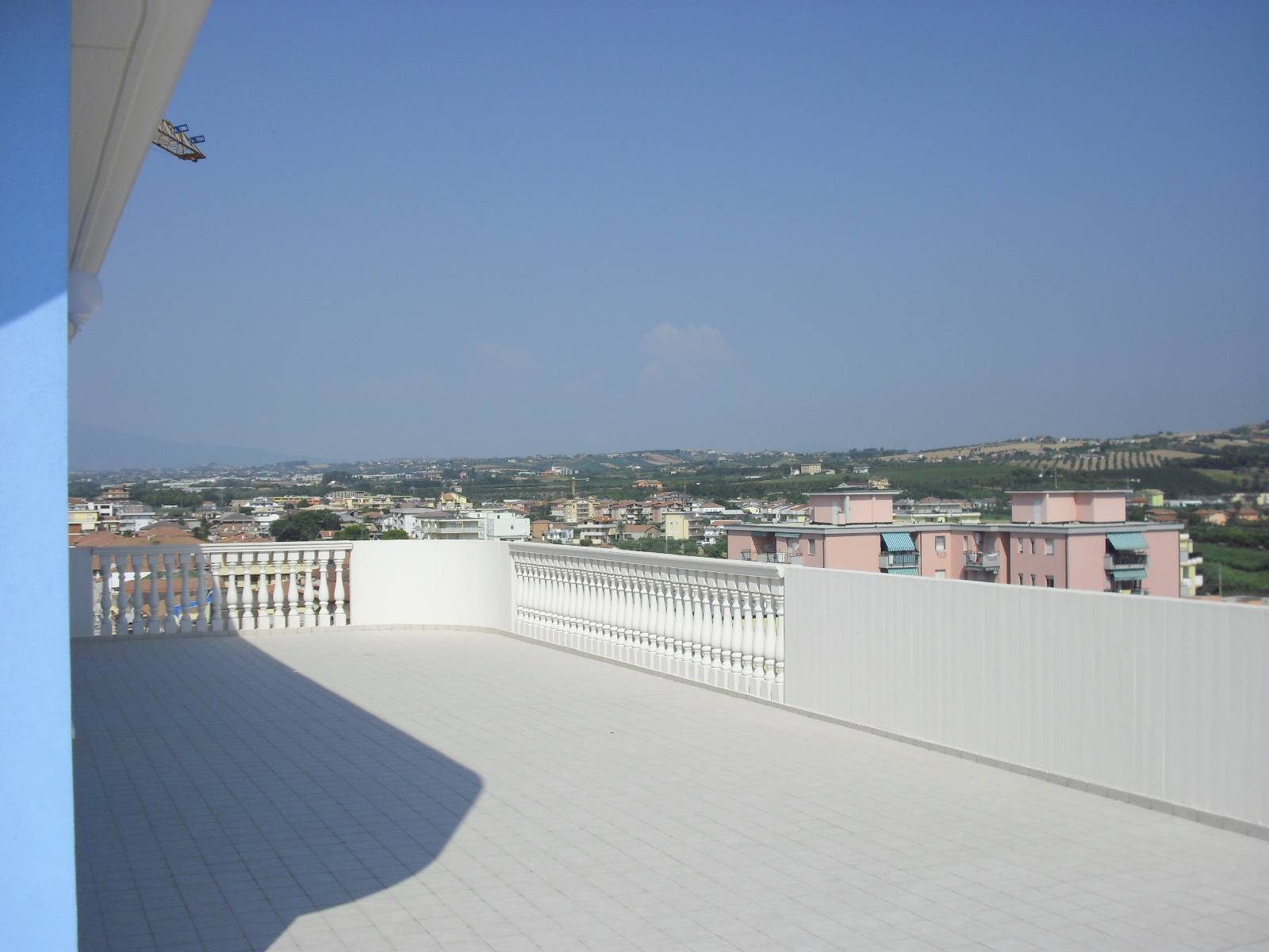 Appartamento in vendita a Alba Adriatica, Zona Mare