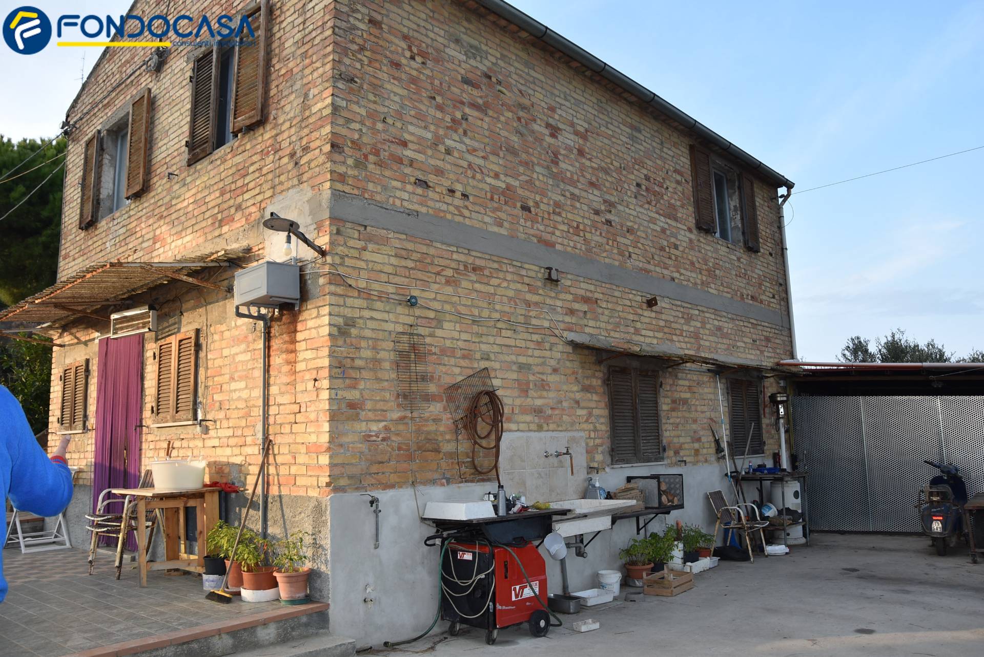 Casale di campagna in vendita a San Benedetto del Tronto