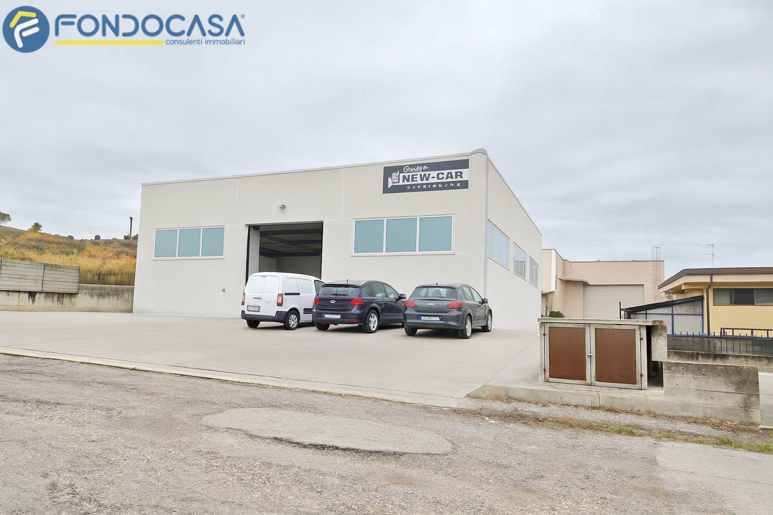 Capannone in vendita a Sant'Omero