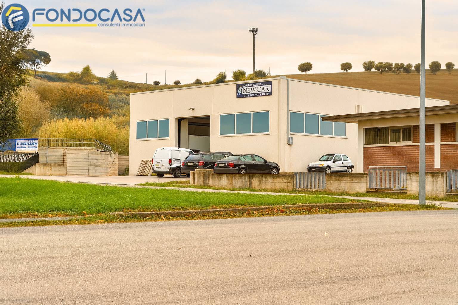 Capannone in vendita a Sant'Omero