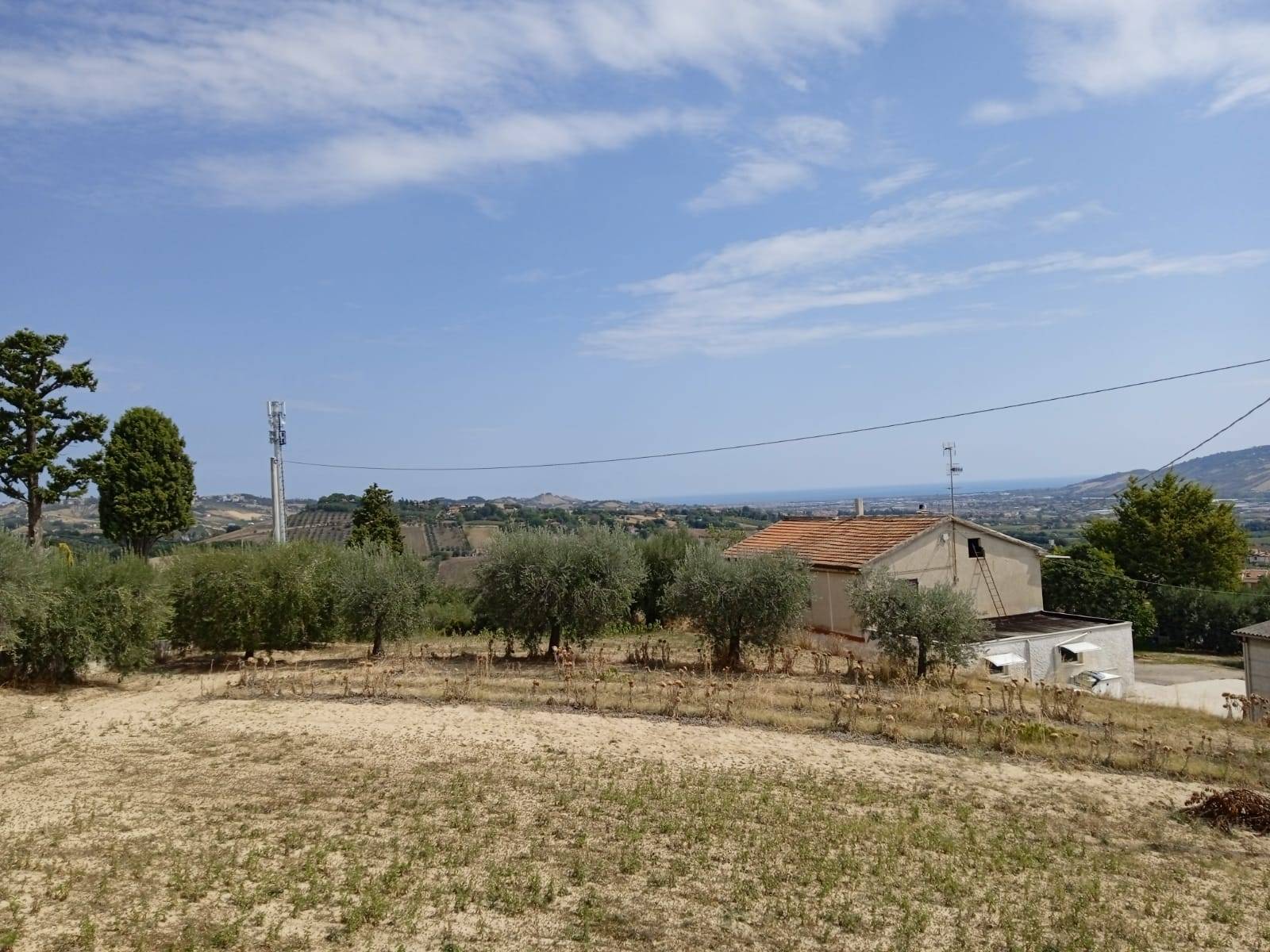 Casa semindipendente in vendita a Monsampolo del Tronto, Monsampolo