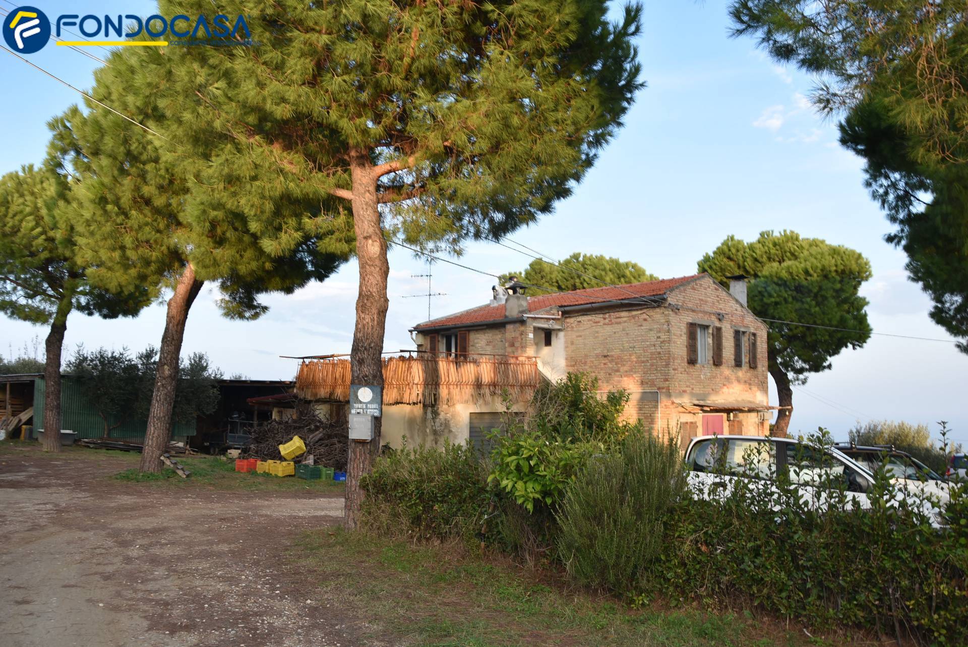 Casale di campagna in vendita a San Benedetto del Tronto