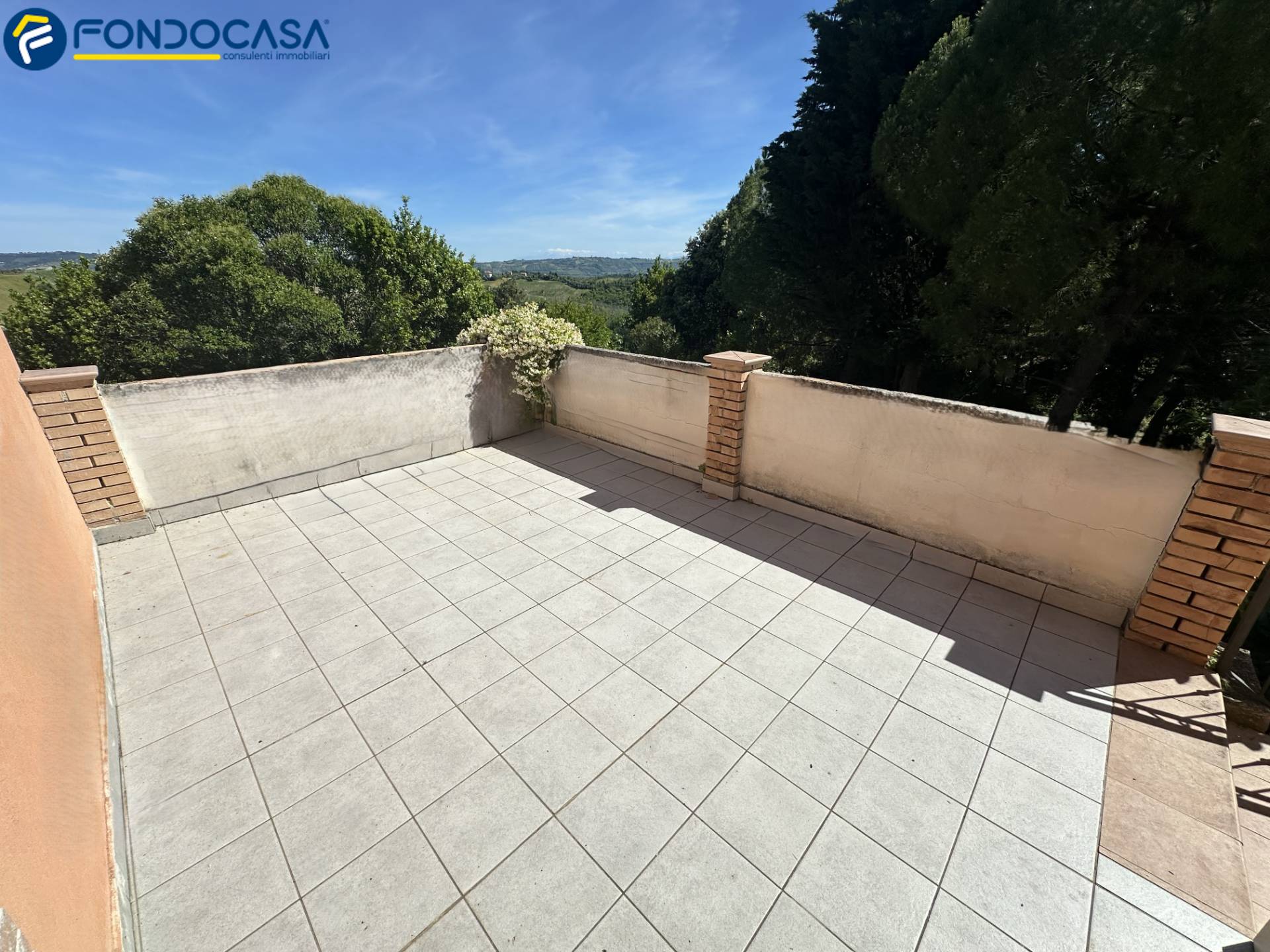 Casale di campagna in vendita a Monteprandone