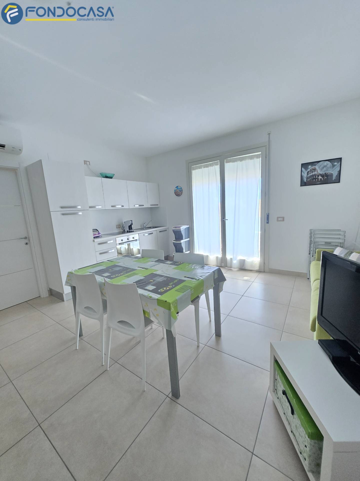 Appartamento in vendita a Alba Adriatica, Zona Mare
