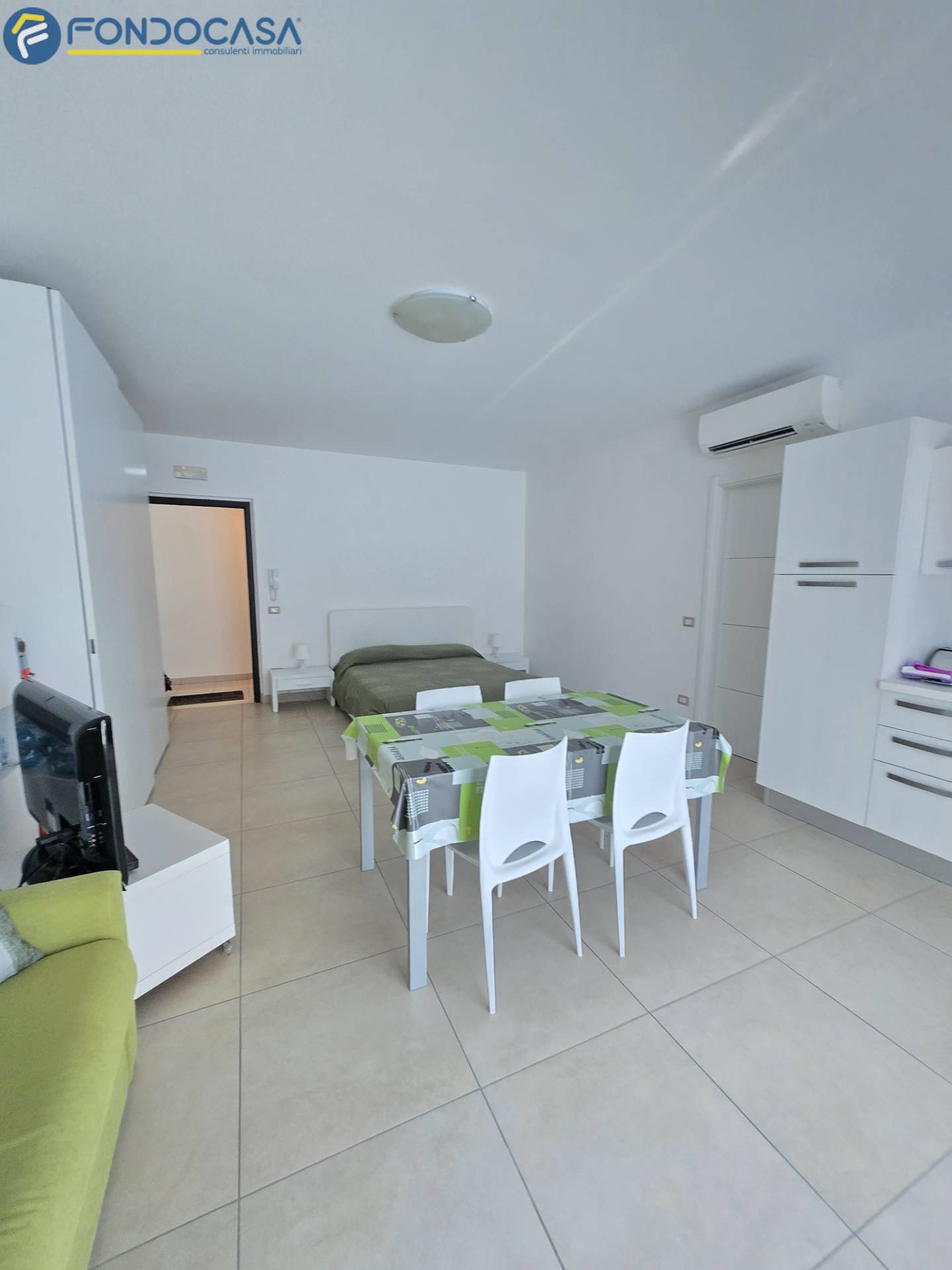 Appartamento in vendita a Alba Adriatica, Zona Mare
