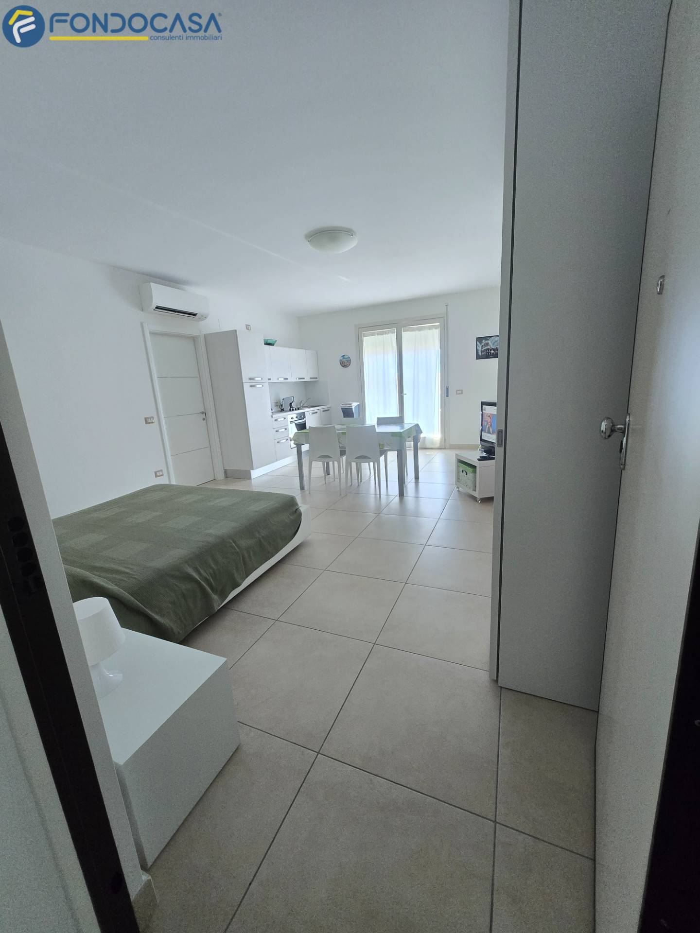 Appartamento in vendita a Alba Adriatica, Zona Mare