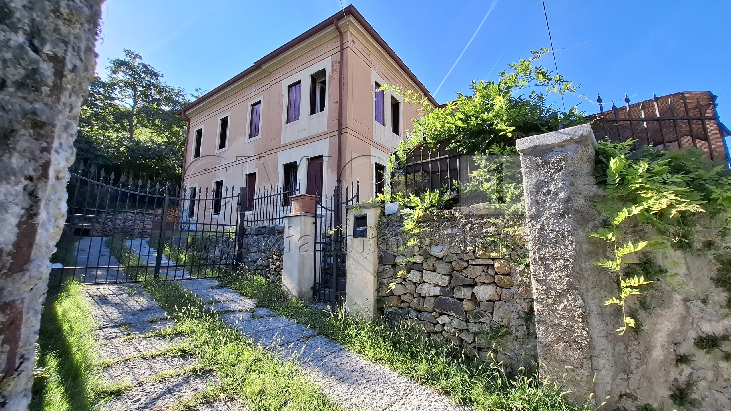 Villa con giardino in calle del forno, Venezia