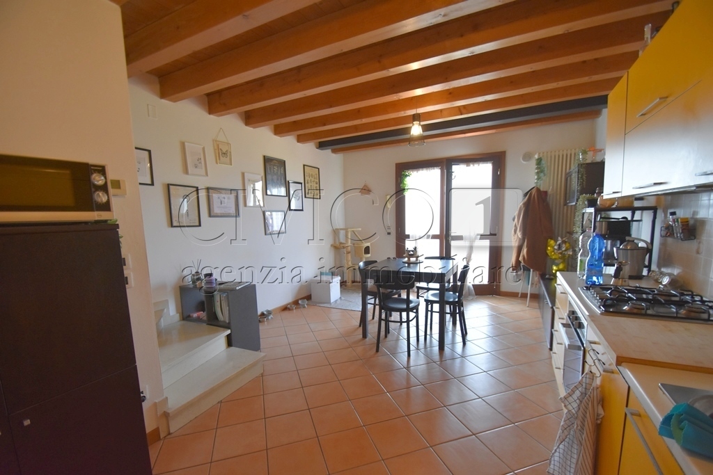 Villetta a schiera con giardino in via camisana 100, Grumolo delle Abbadesse