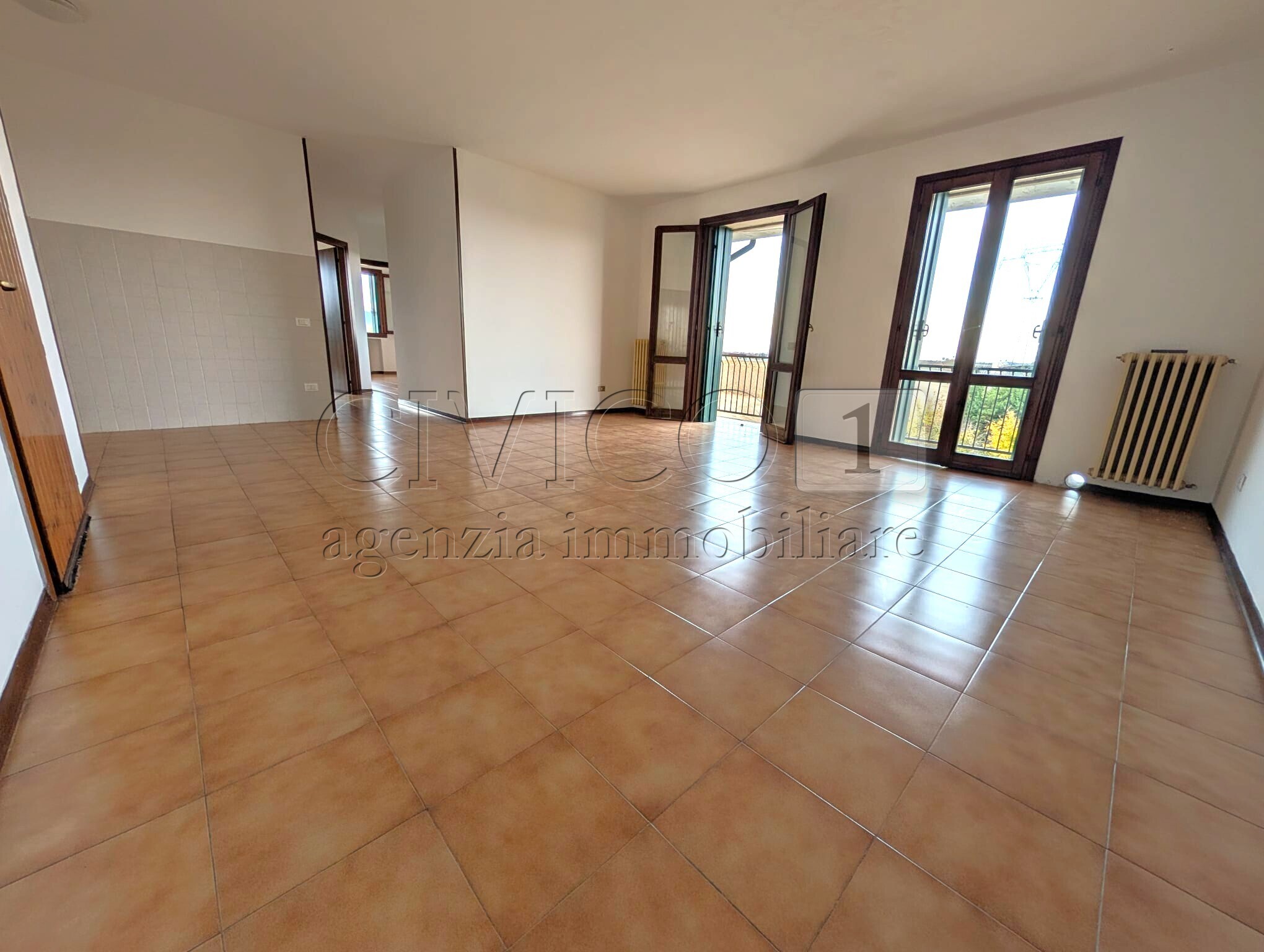 Appartamento con terrazzi in via str. lovolo, Albettone