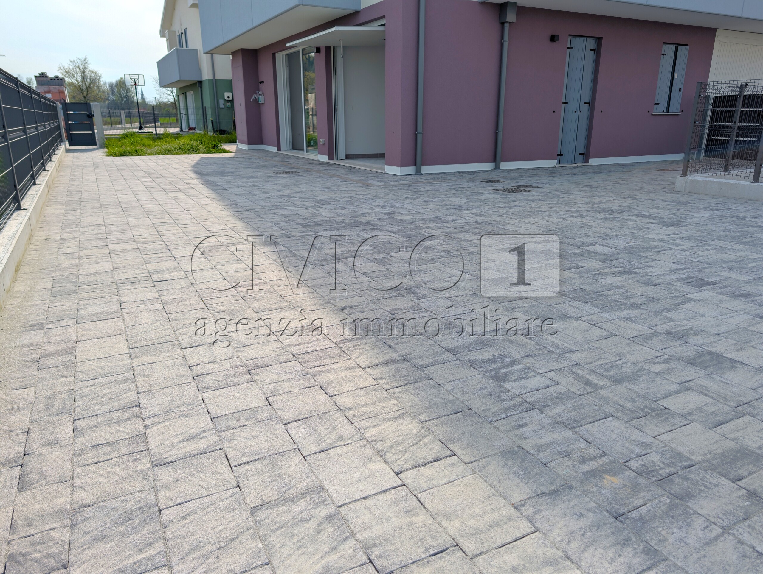 Quadrilocale con terrazzo in via john fitzgerald kennedy, Grisignano di Zocco