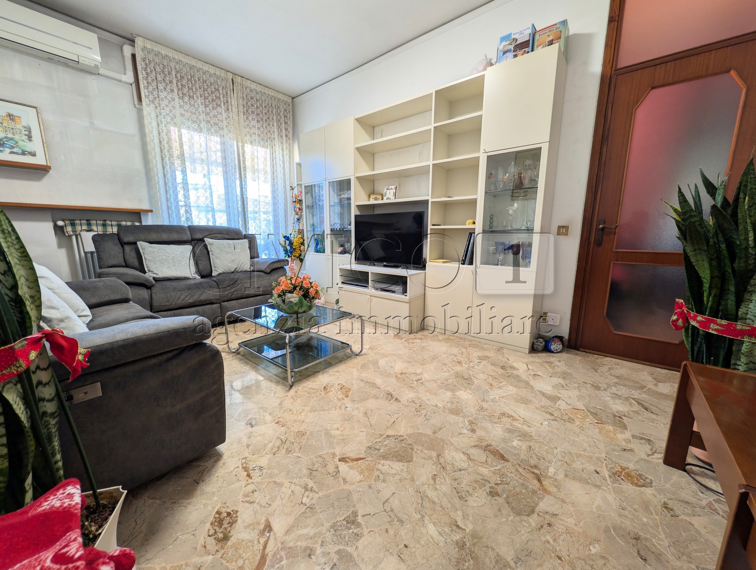 Appartamento con terrazzo in via antonio cantore 22, Vicenza