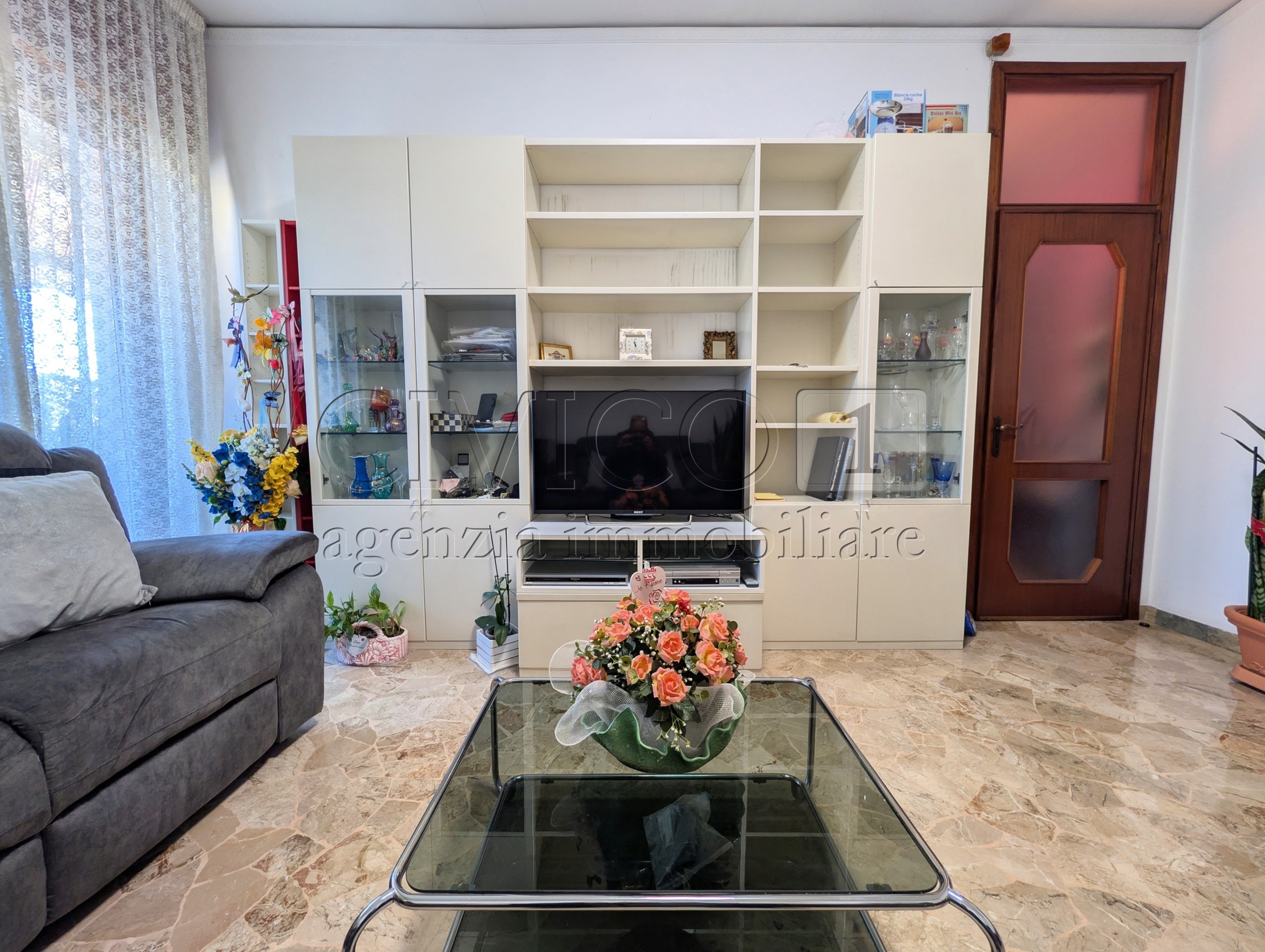 Appartamento con terrazzo in via antonio cantore 22, Vicenza