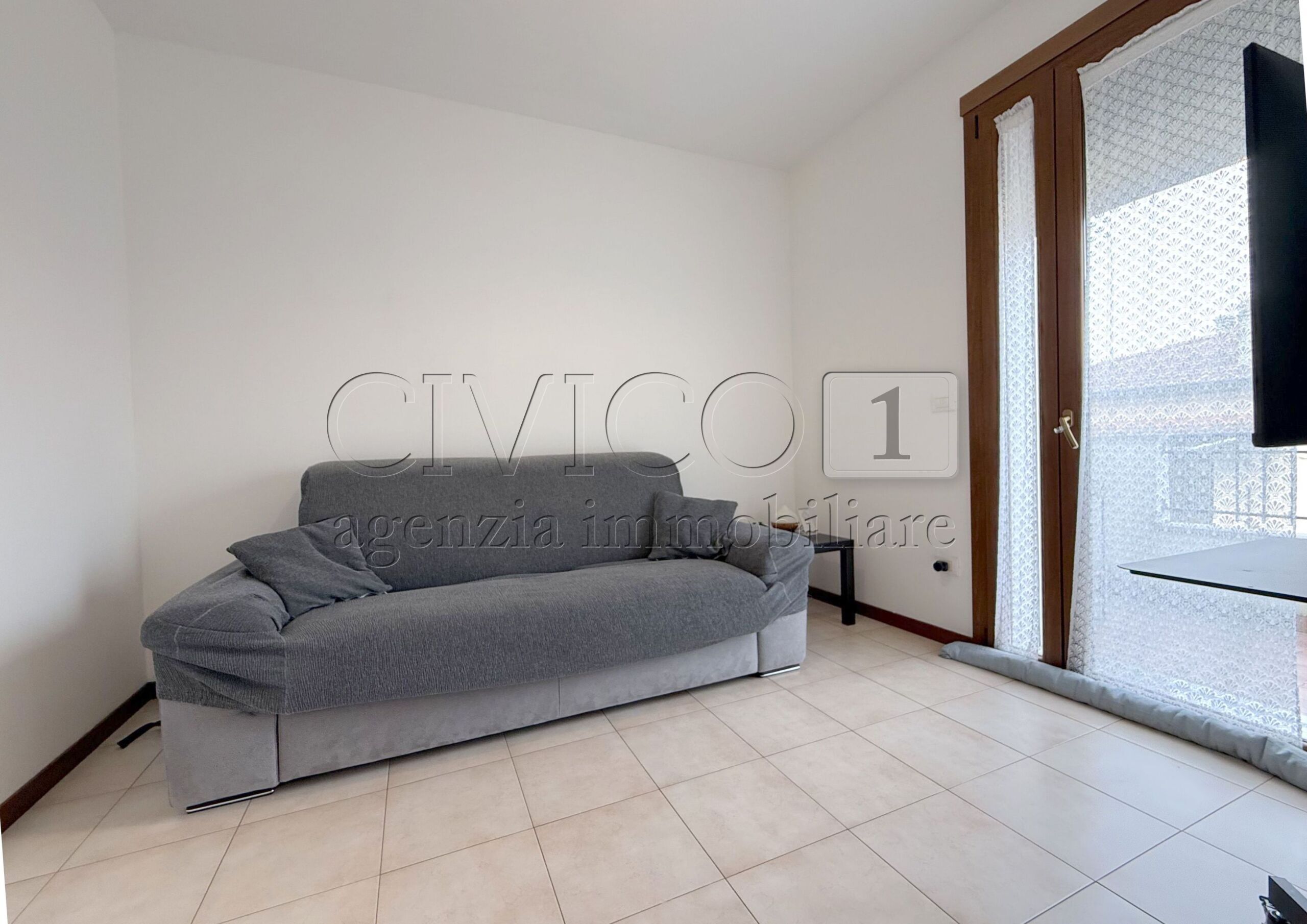 Appartamento con terrazzo in via rovigo 7, Torri di Quartesolo