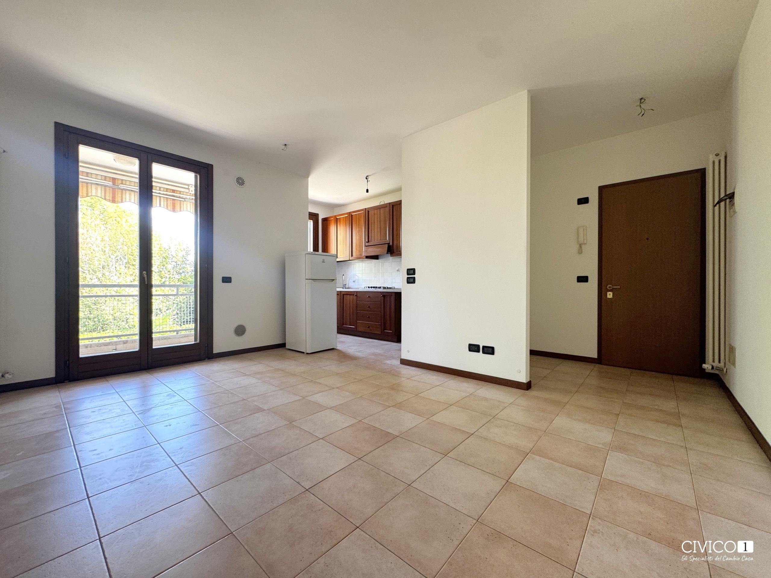 Appartamento con giardino in via dante alighieri 1, Longare