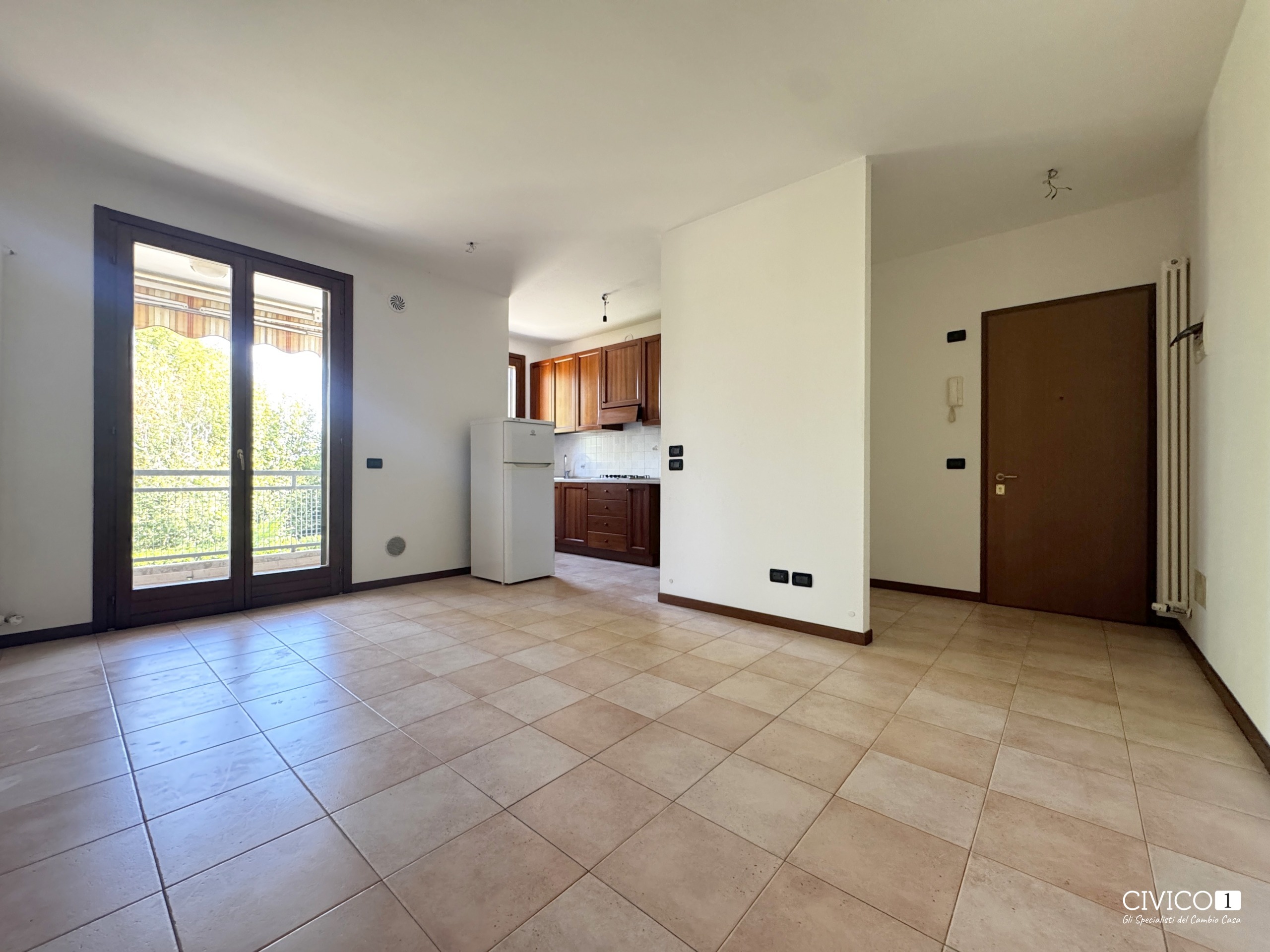 Appartamento con giardino in via dante alighieri 1, Longare