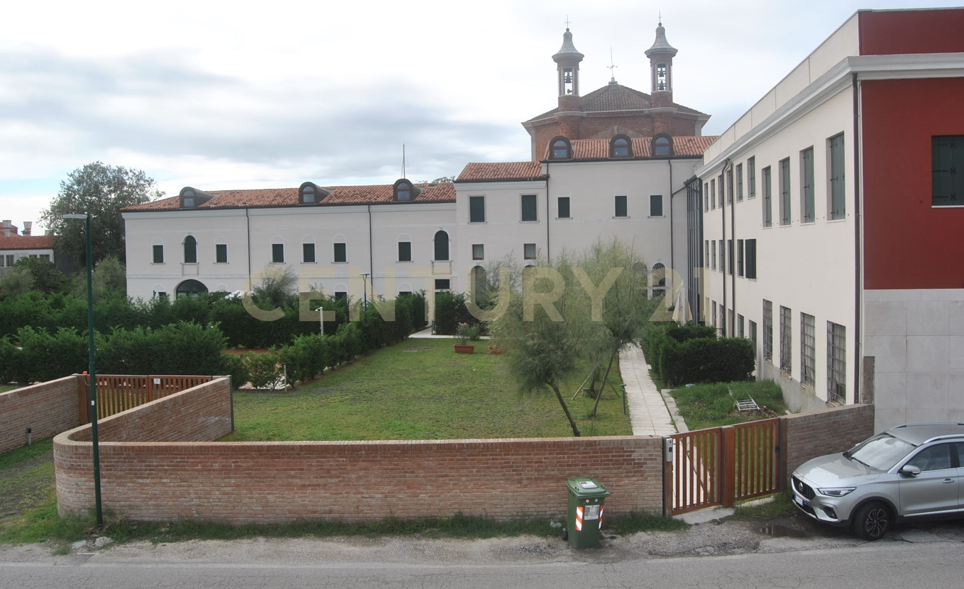 Trilocale con giardino in vianelli 634, Venezia