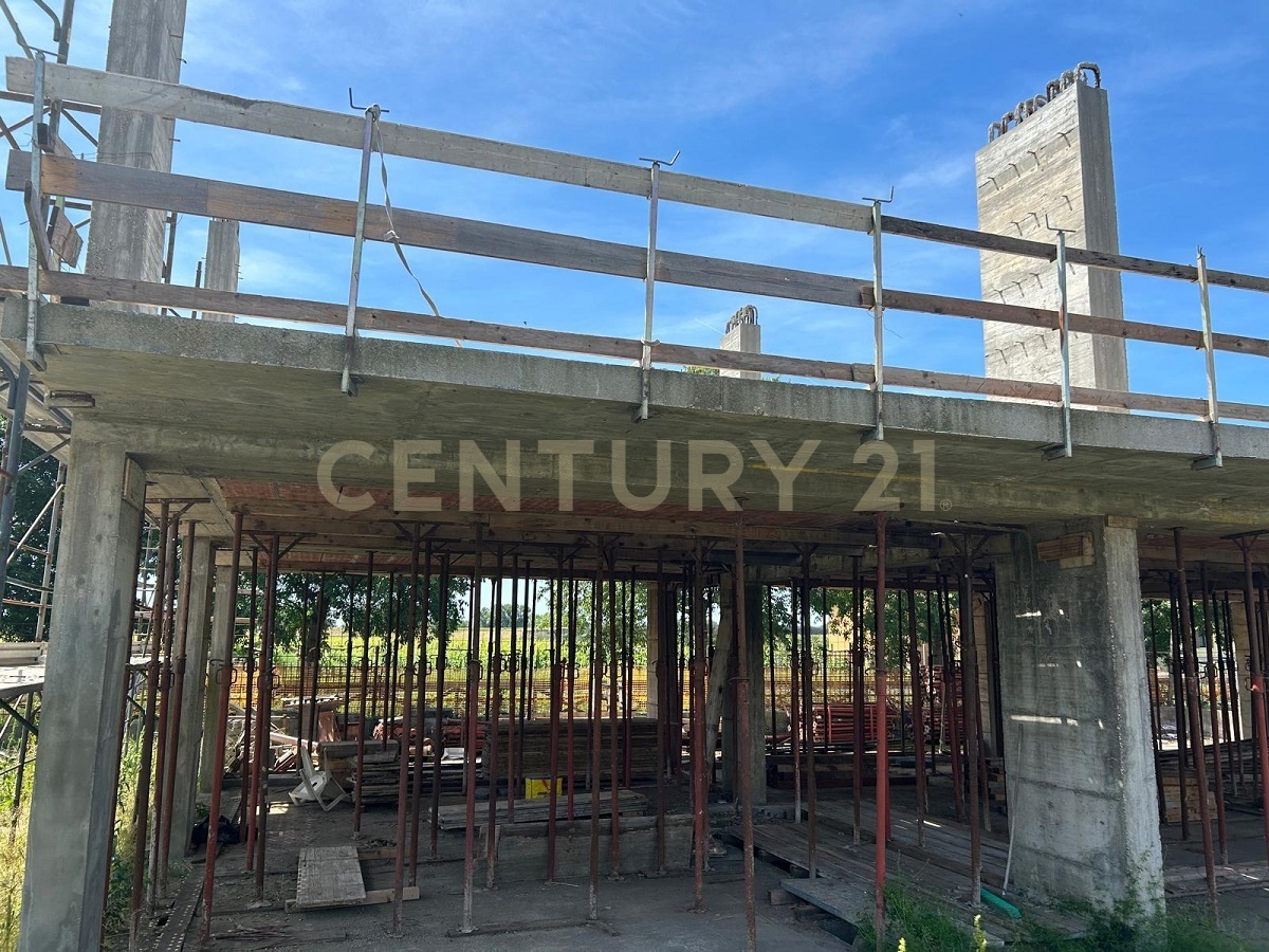 Villetta a schiera con giardino in via giorgio perlasca, San Martino Buon Albergo