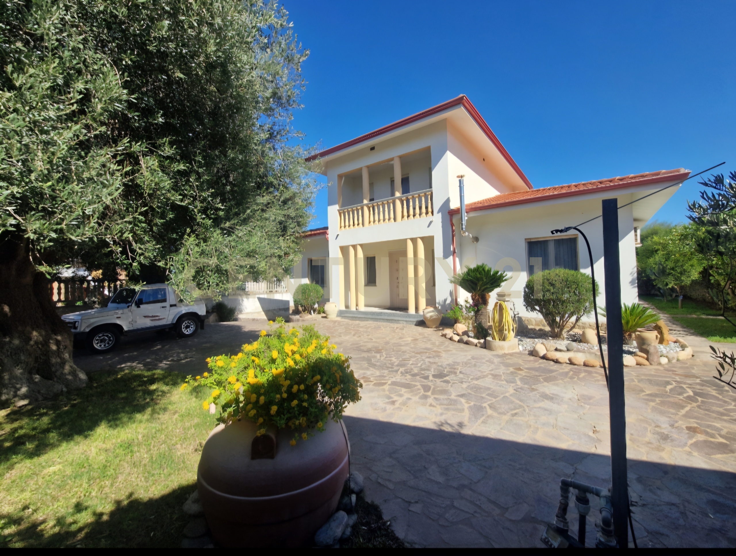 Casa indipendente con giardino in vico fontana mura 4, Giba