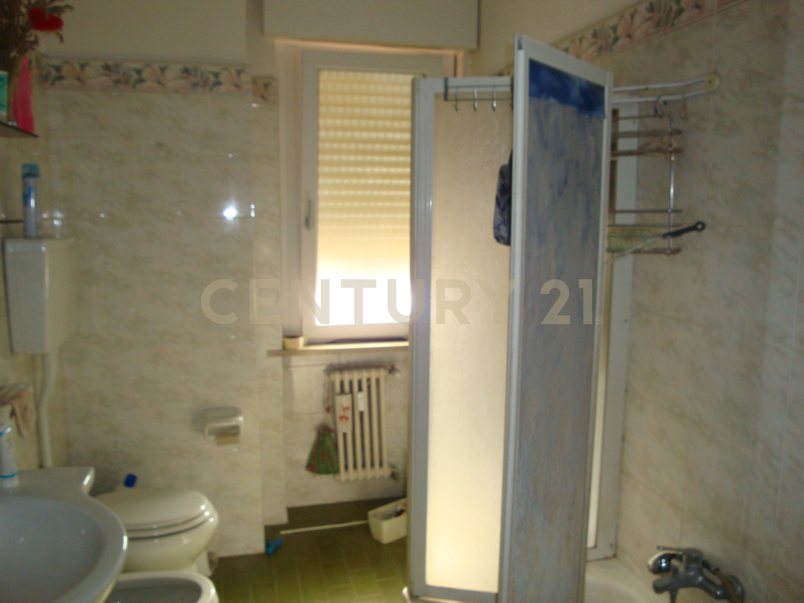 Appartamento con giardino in via girolamo dalla corte 20, Verona