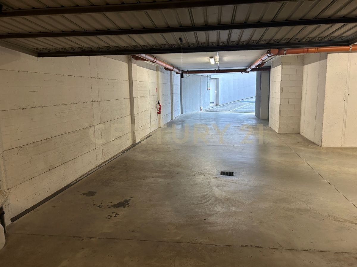 Posto auto coperto con giardino in via vincenzo muccioli 9, San Martino Buon Albergo