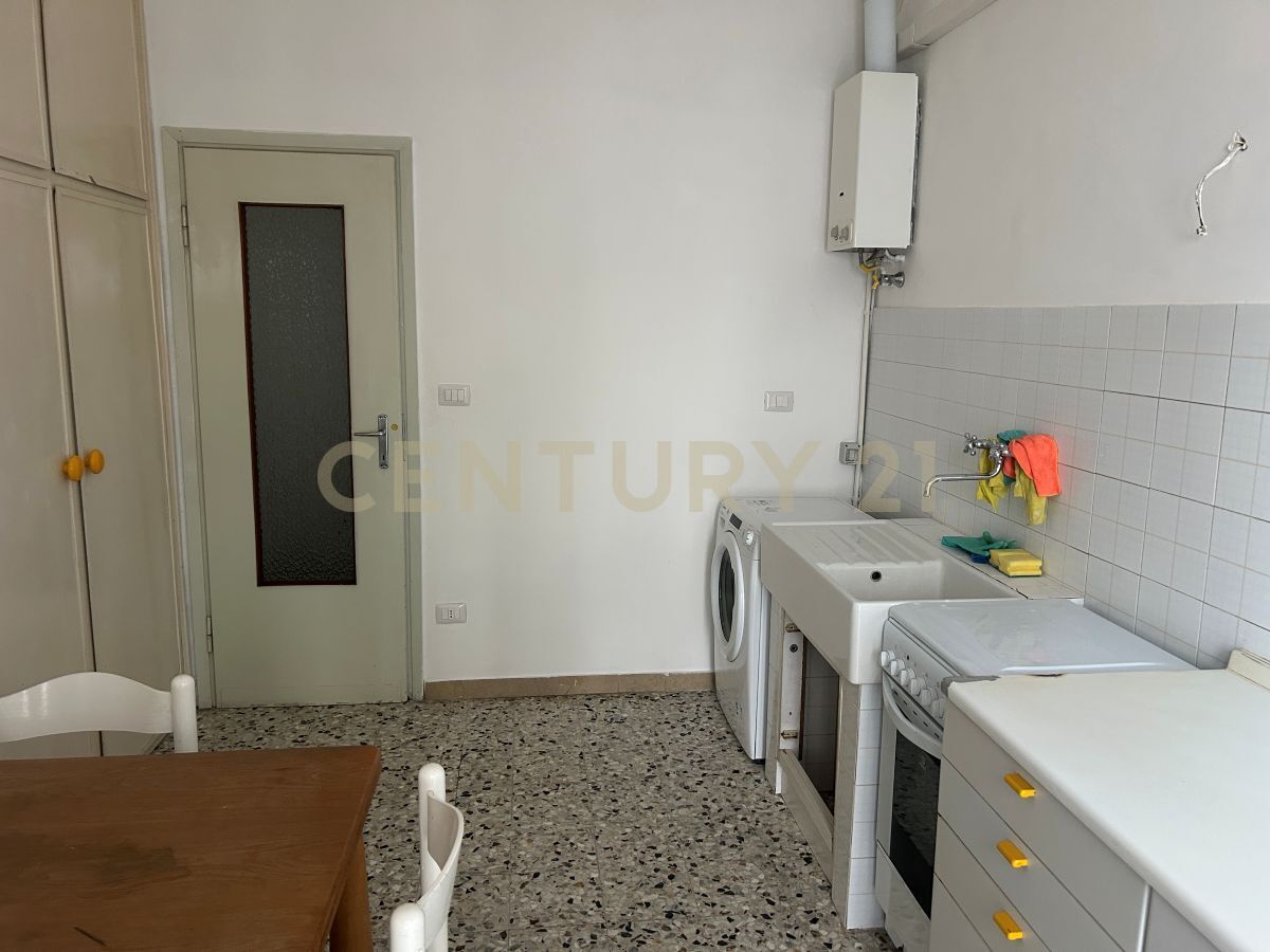 Appartamento con giardino in via pier fortunato calvi 49, Verona