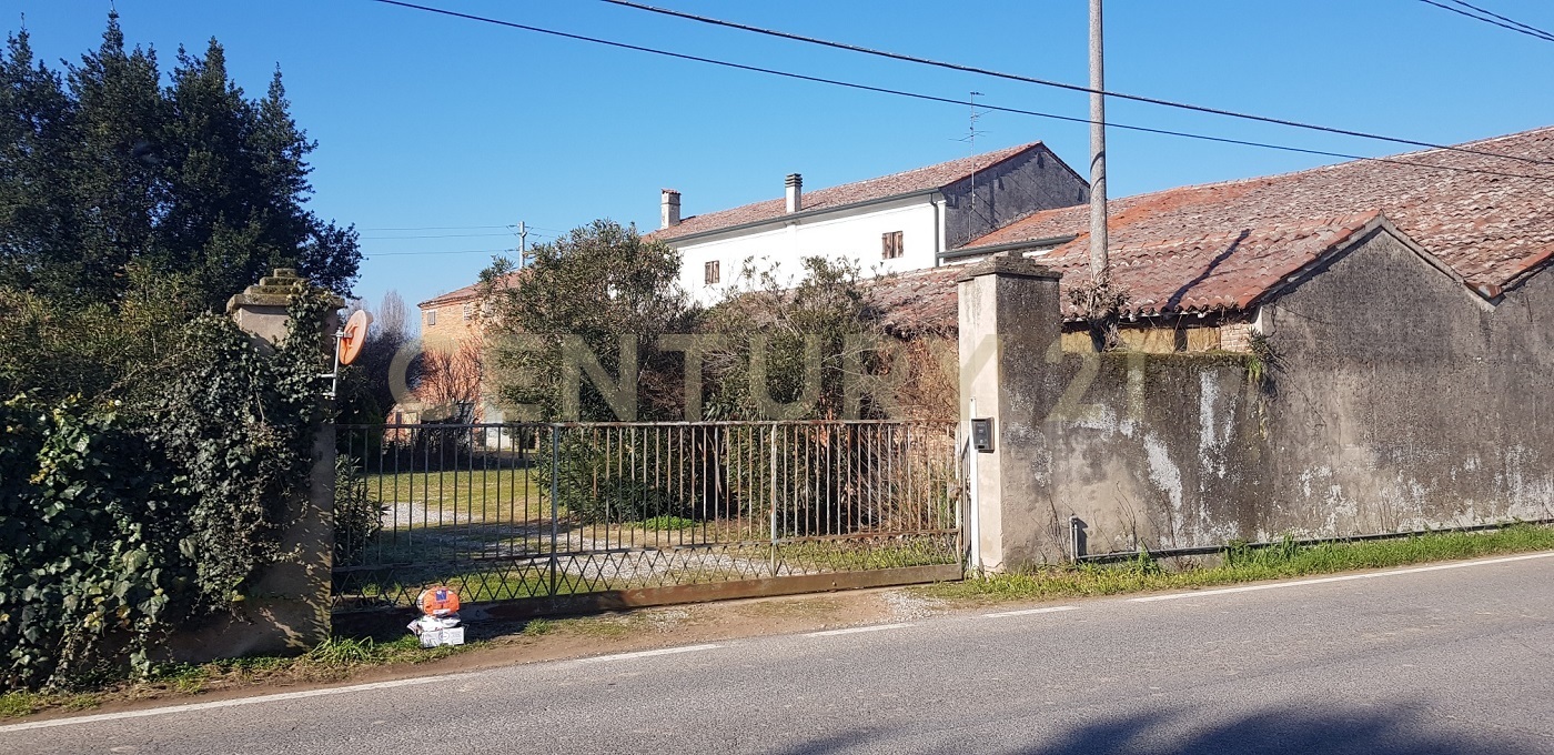 Casa indipendente da ristrutturare in sp45 12, Cerea