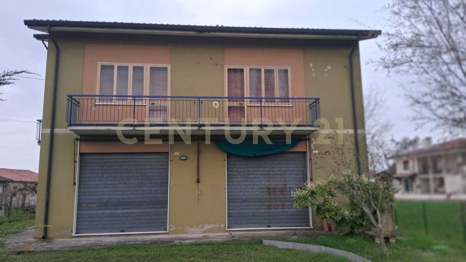 Casa indipendente con box doppio in via olmo 45, Gazzo Veronese
