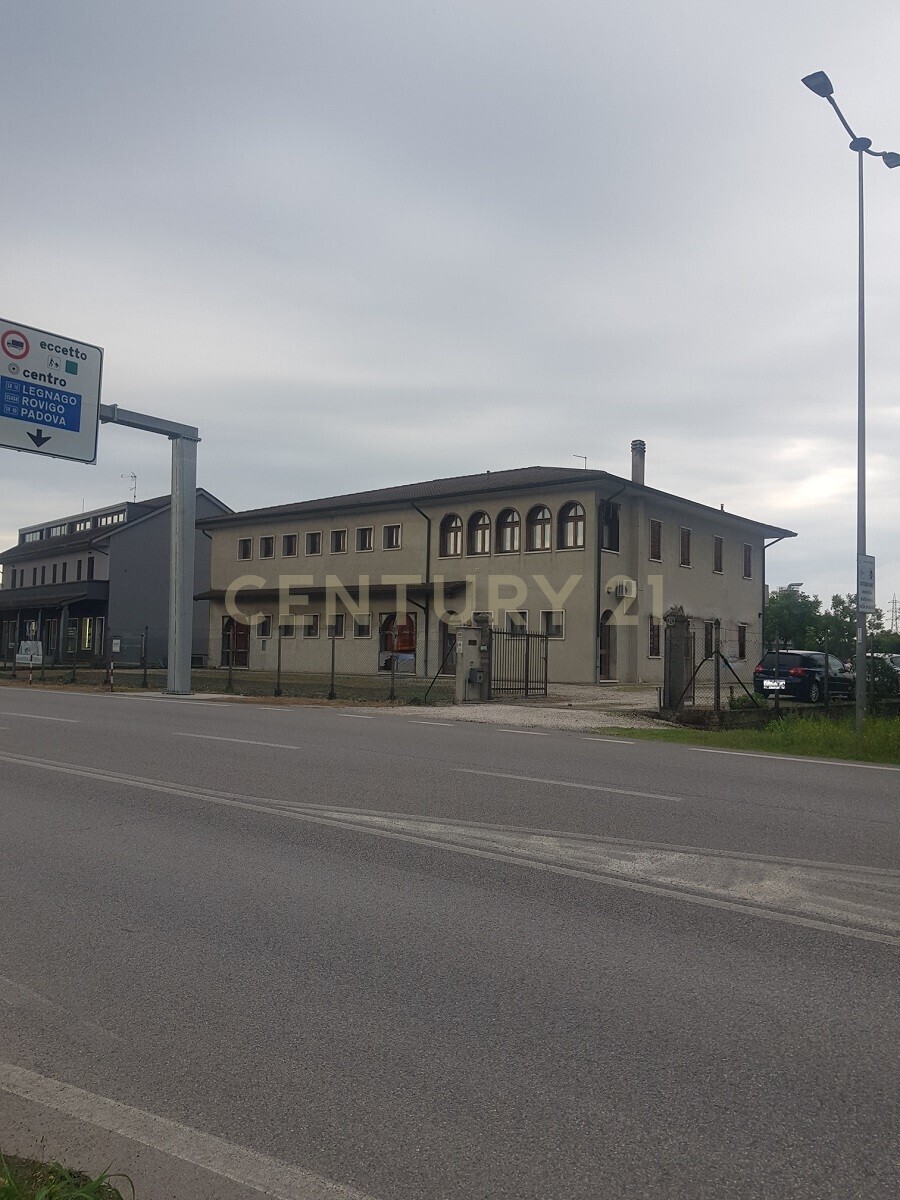 Quadrilocale con giardino in via mantova 171, Cerea