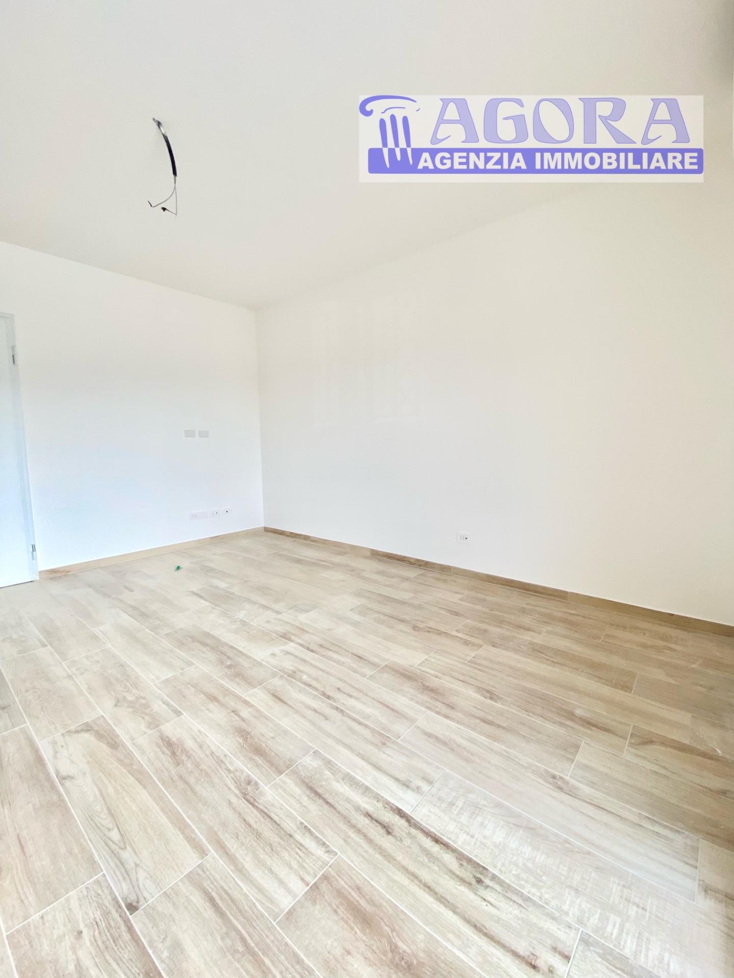 Bilocale con giardino, Sermoneta carrara ponte nuovo