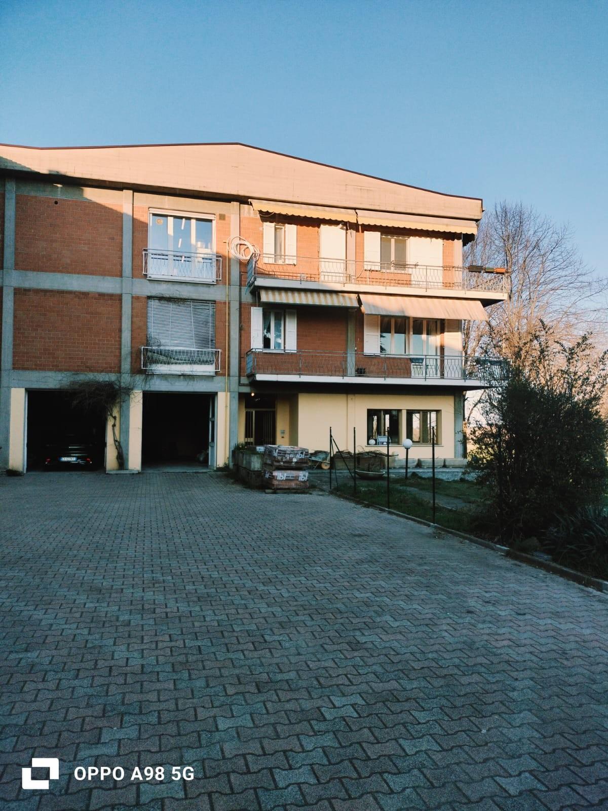 Quadrilocale con giardino, Quattro Castella puianello