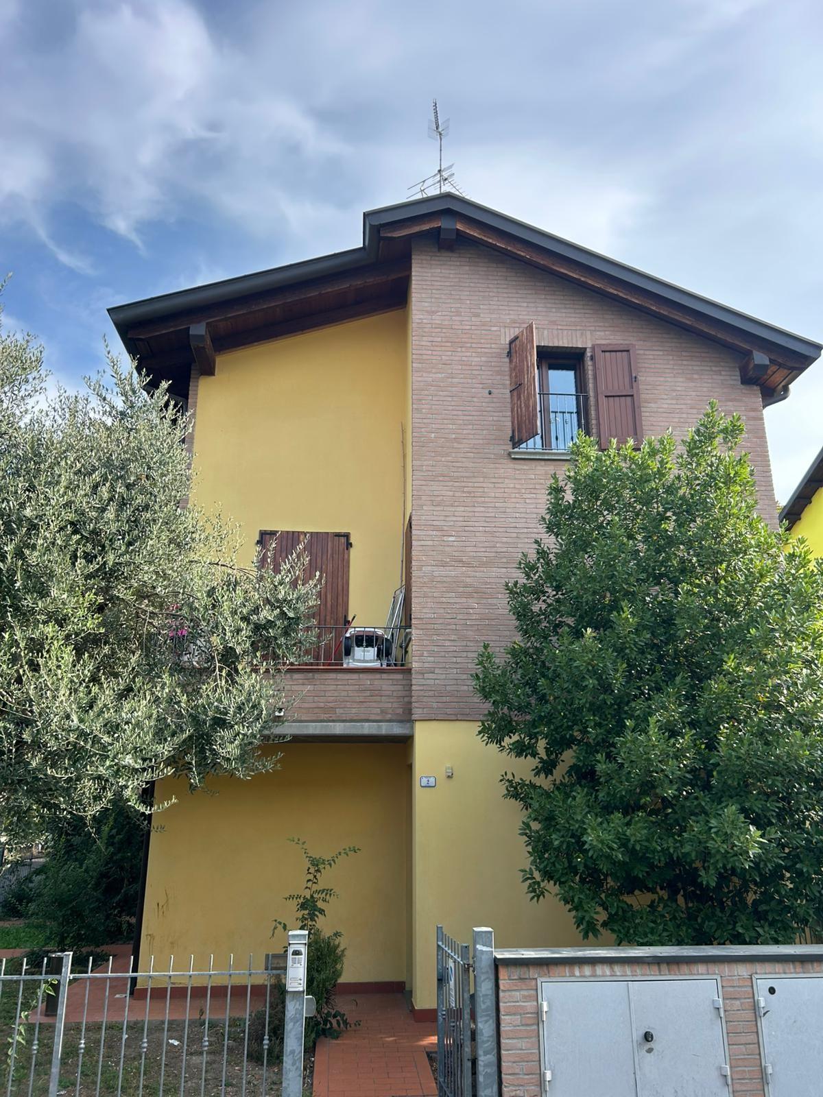 Casa indipendente con giardino a Reggio Emilia