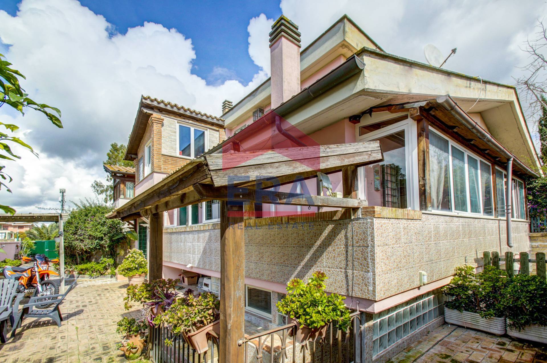 Villa a schiera in vendita a Roma, Acilia Vitinia Infernetto Axa Casal Palocco