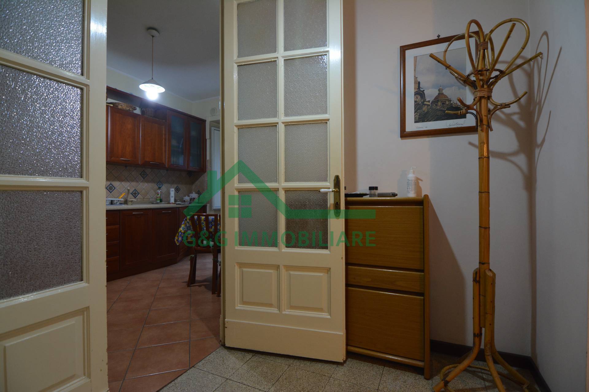 Appartamento Quadrilocale in affitto a Catania, Zona semicentro