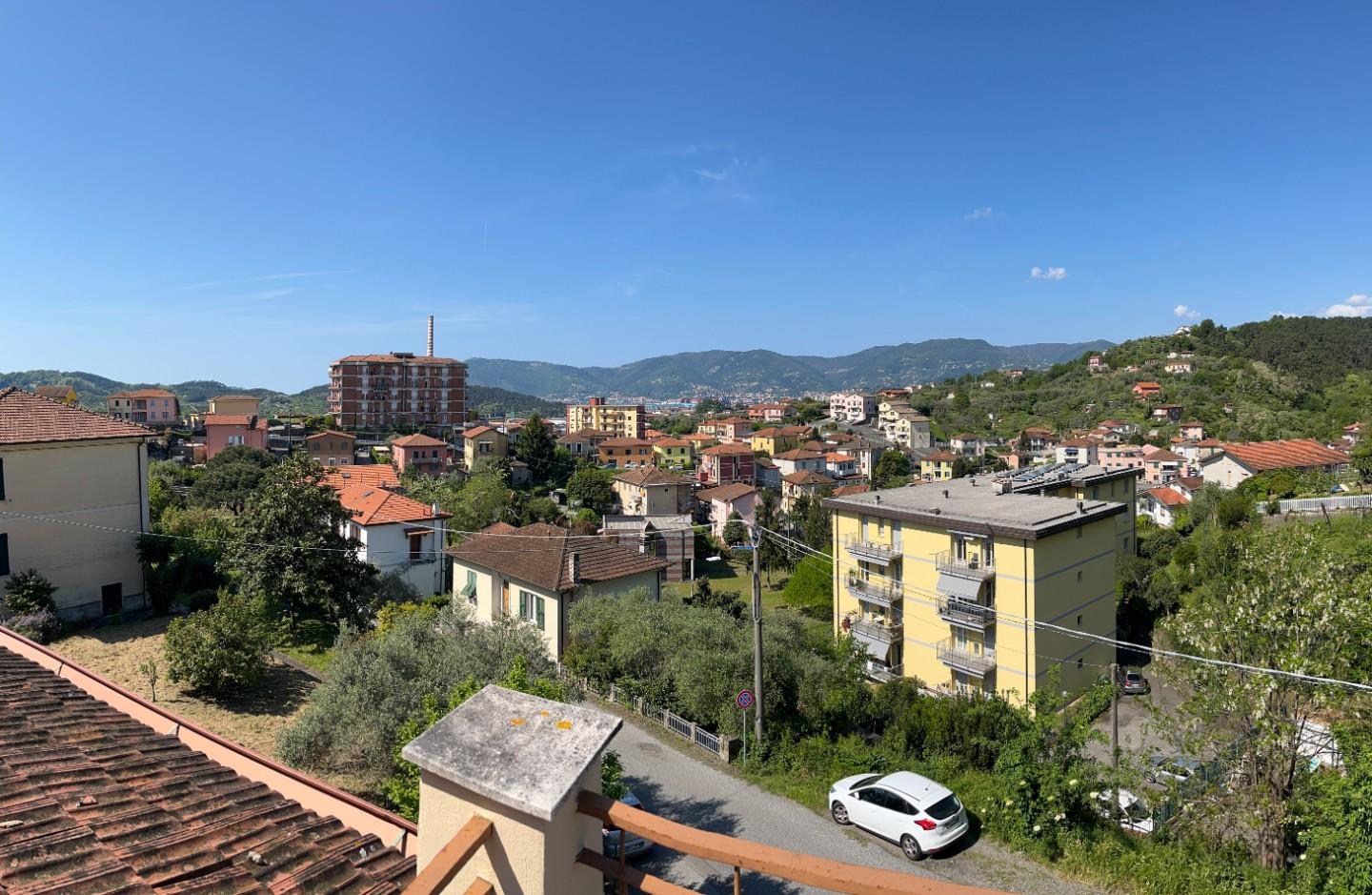 Casa indipendente con giardino a Arcola