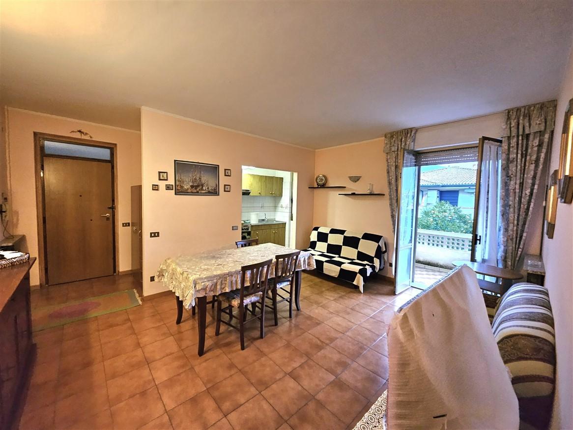 Quadrilocale in vendita, Massa marina di