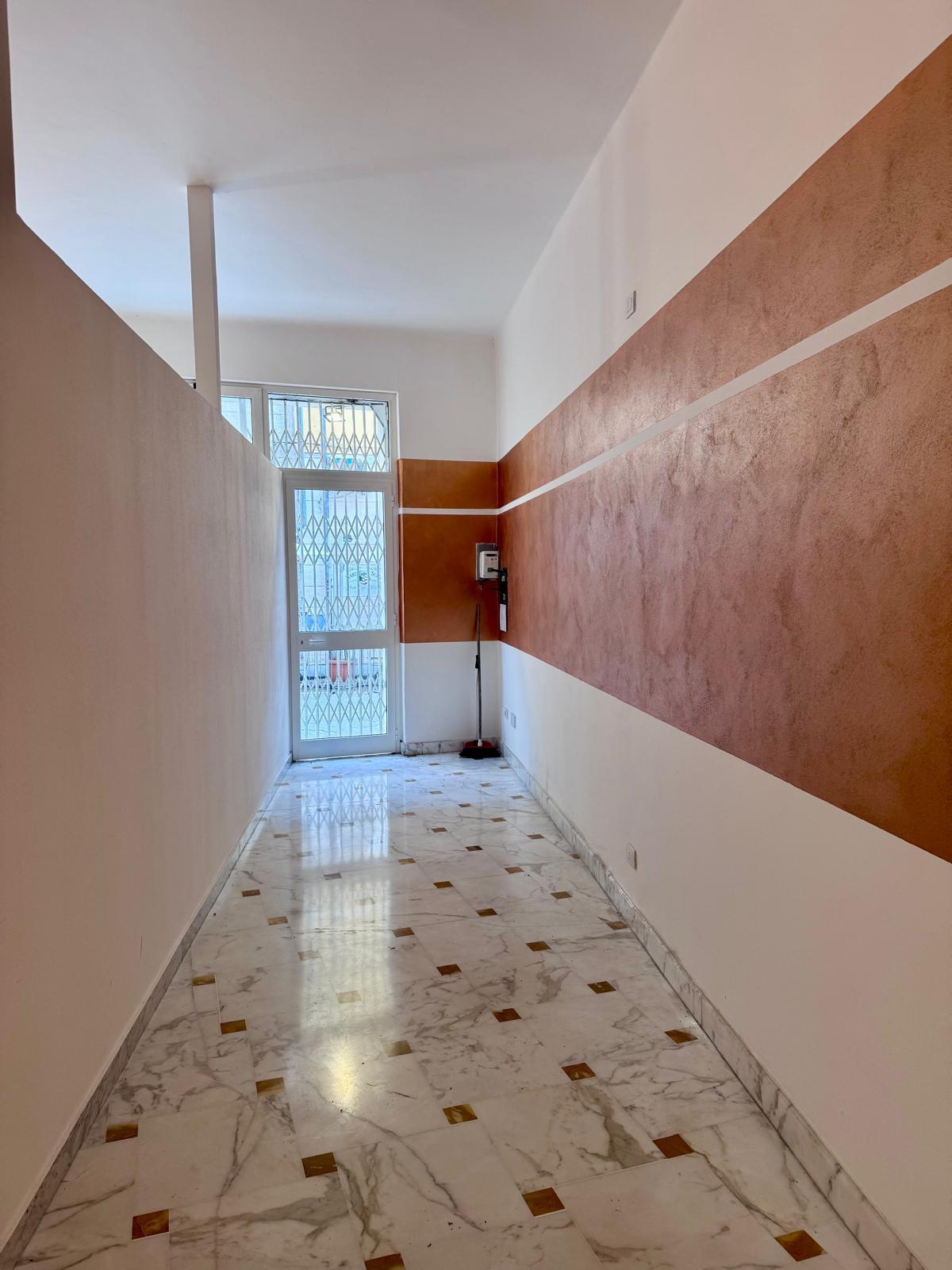 Negozio in affitto, Massa centro storico