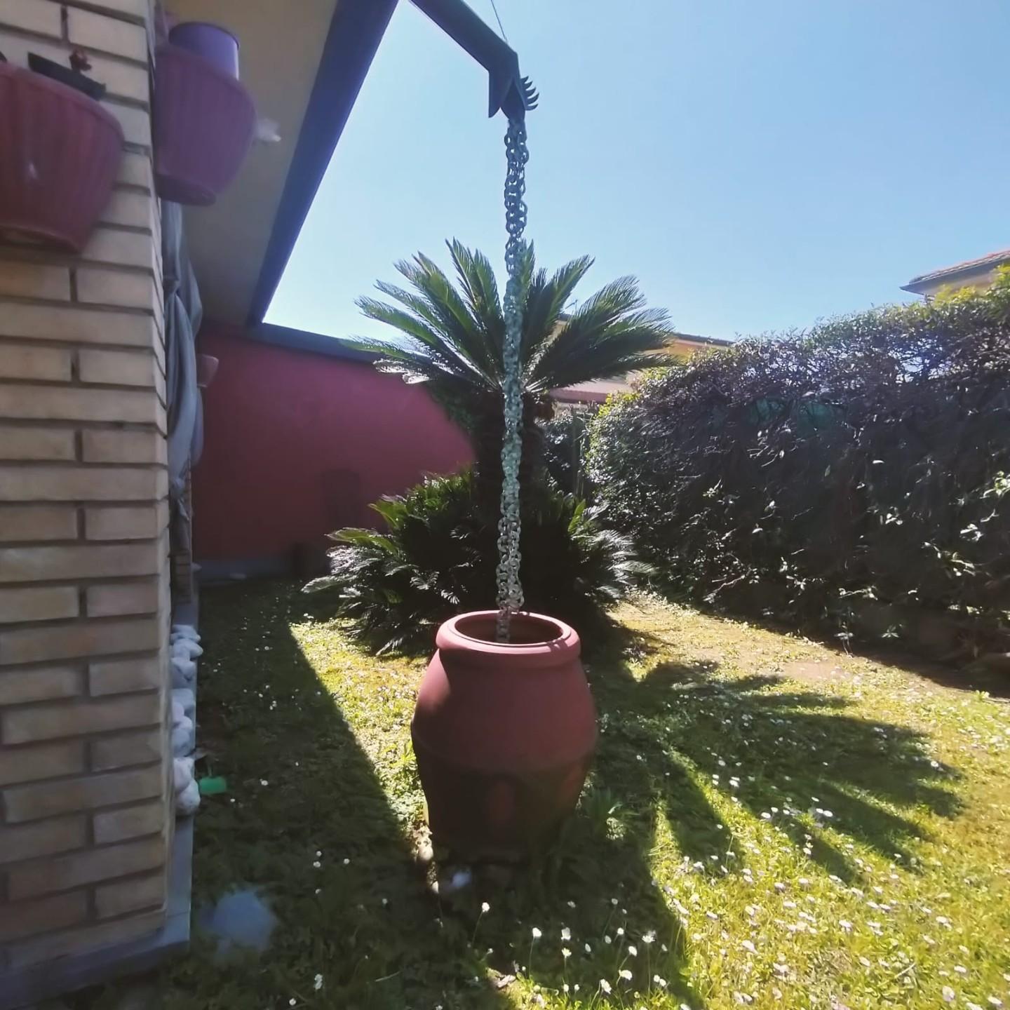 Villa Bifamiliare arredata in affitto, Massa ronchi