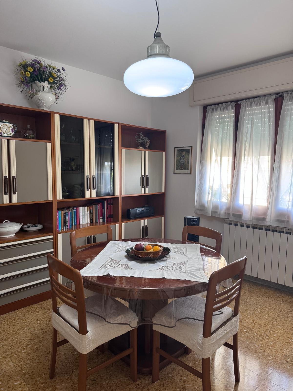 Trilocale in vendita, Massa santa lucia