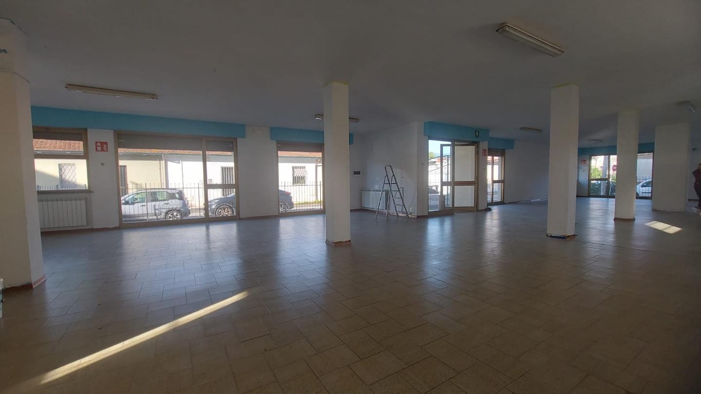 Ufficio in vendita a Viareggio