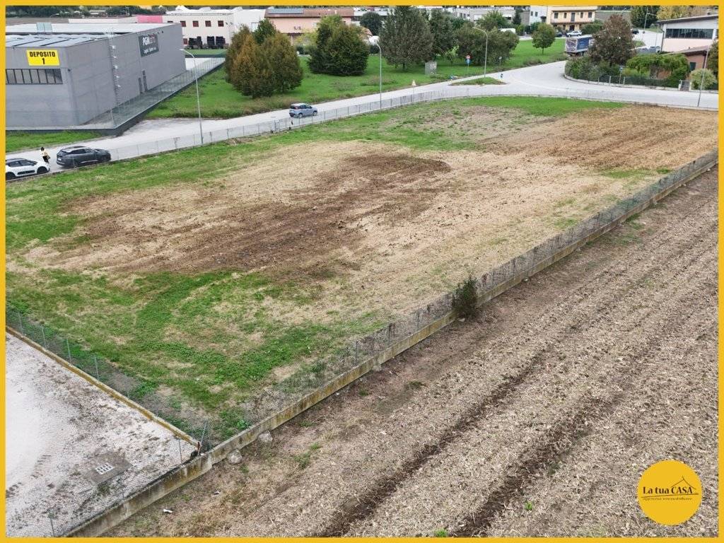 Terreno edificabile in vendita a Molinella