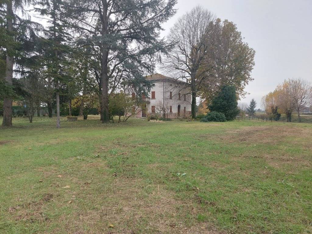 Villa in vendita a Molinella, San Pietro Capofiume