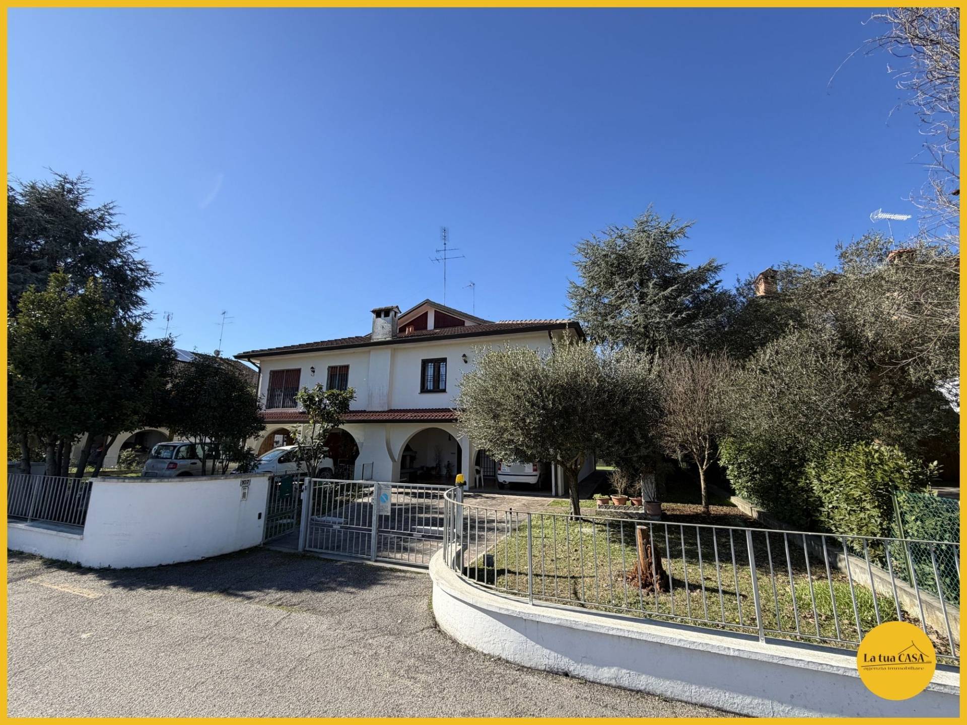 Villette a schiera in vendita a Molinella