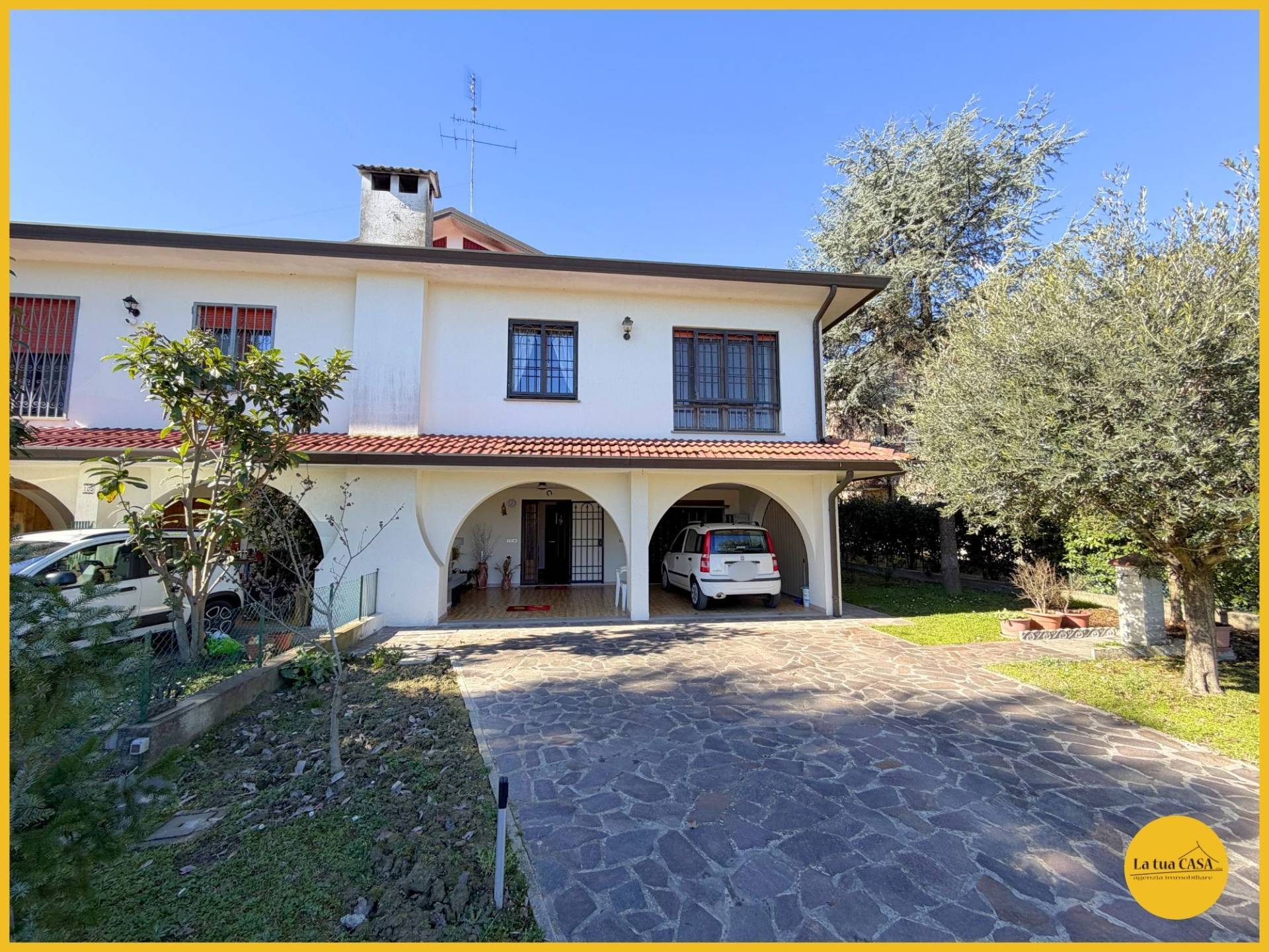 Villette a schiera in vendita a Molinella