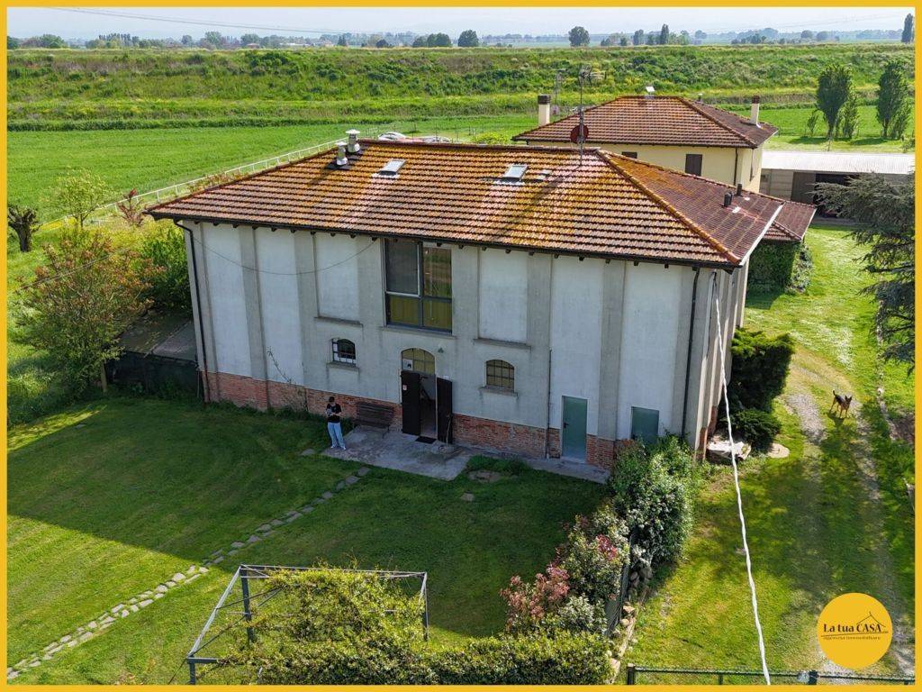 Appartamento in affitto a Budrio, Mezzolara