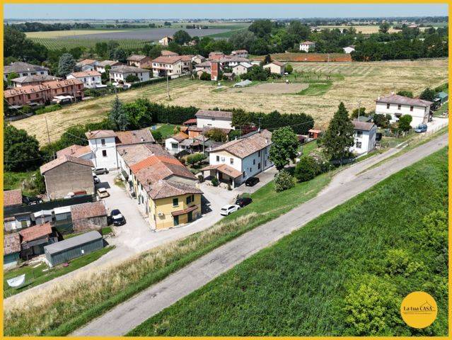Villette a schiera in vendita a Molinella