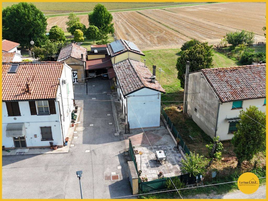 Villette a schiera in vendita a Argenta, Santa Maria Codifiume